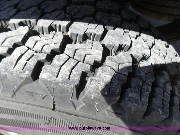 image for item L5470 2006 Dodge Dakota SLT Quad Cab pickup truck