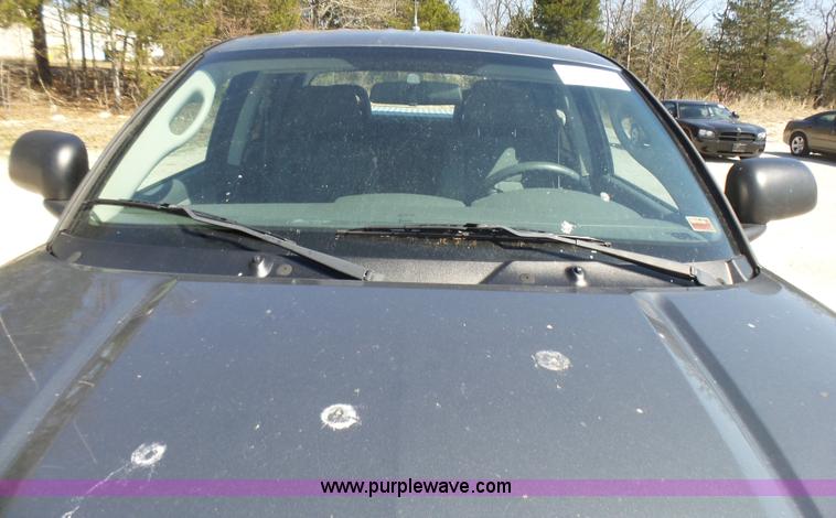 image for item L5470 2006 Dodge Dakota SLT Quad Cab pickup truck