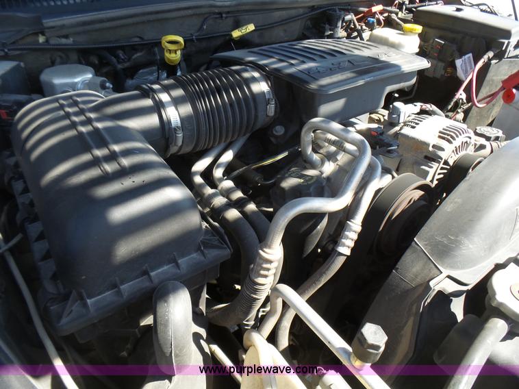 image for item L5470 2006 Dodge Dakota SLT Quad Cab pickup truck