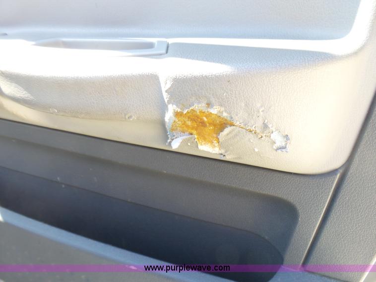 image for item L5470 2006 Dodge Dakota SLT Quad Cab pickup truck