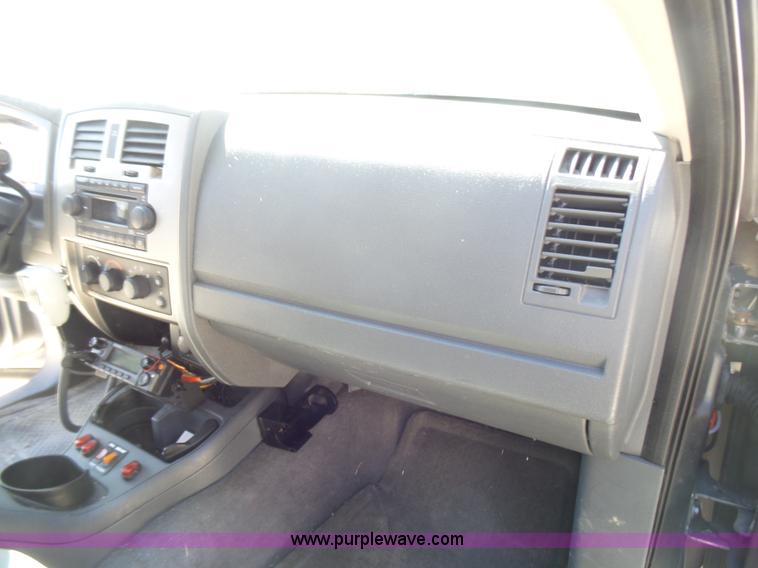 image for item L5470 2006 Dodge Dakota SLT Quad Cab pickup truck