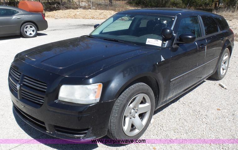 image for item L5471 2008 Dodge Magnum SXT