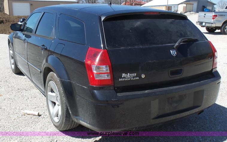 image for item L5471 2008 Dodge Magnum SXT