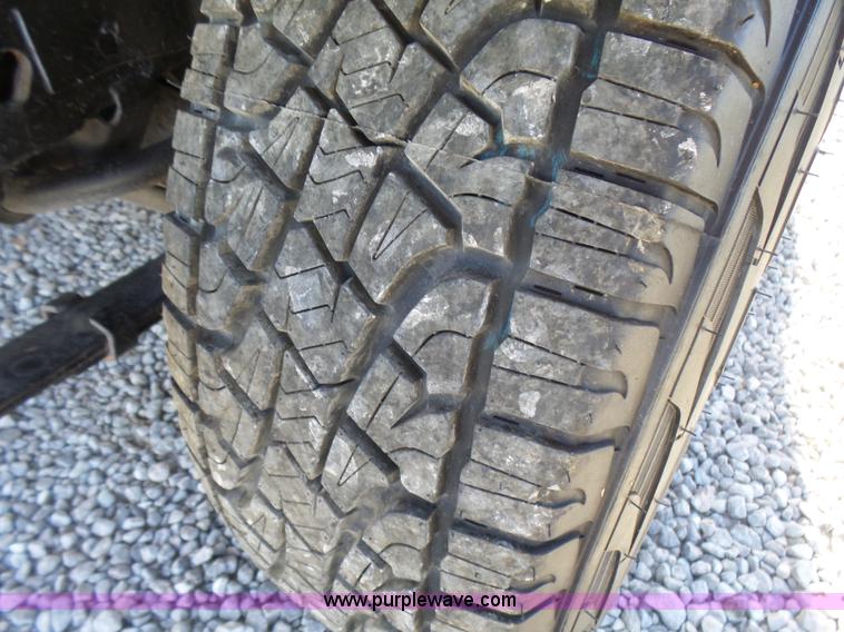 image for item L5472 1992 Jeep Wrangler Islander SUV