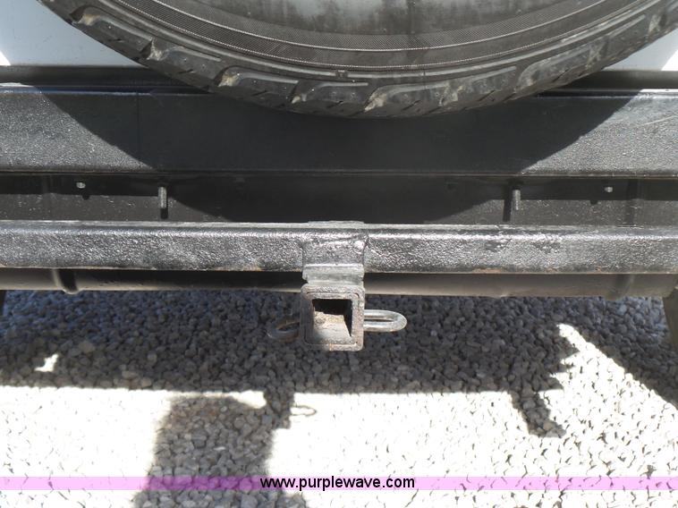 image for item L5472 1992 Jeep Wrangler Islander SUV