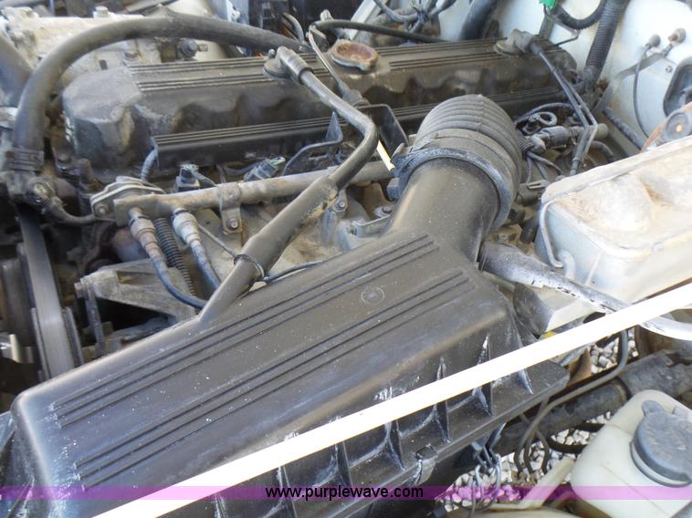 image for item L5472 1992 Jeep Wrangler Islander SUV