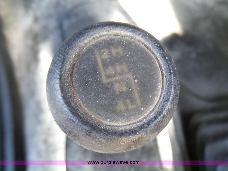 image for item L5472 1992 Jeep Wrangler Islander SUV