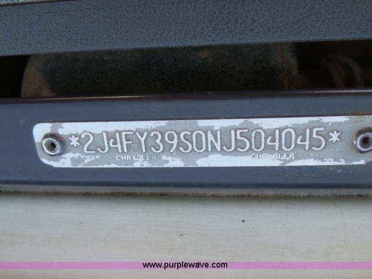 image for item L5472 1992 Jeep Wrangler Islander SUV