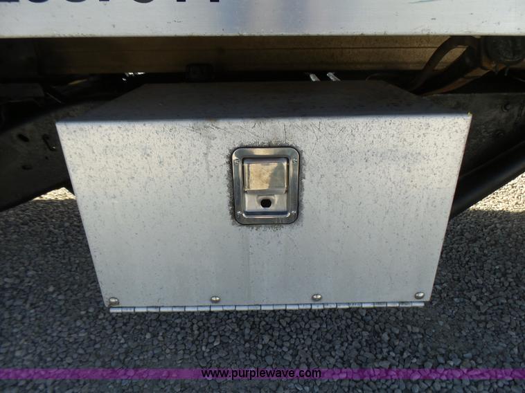 image for item L5474 1998 Chevrolet 3500HD rollback truck