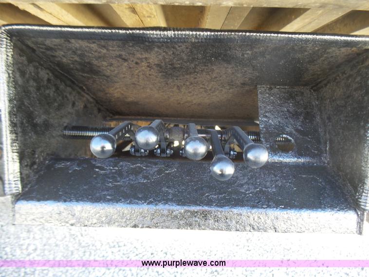 image for item L5474 1998 Chevrolet 3500HD rollback truck