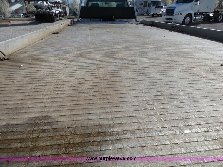 image for item L5474 1998 Chevrolet 3500HD rollback truck