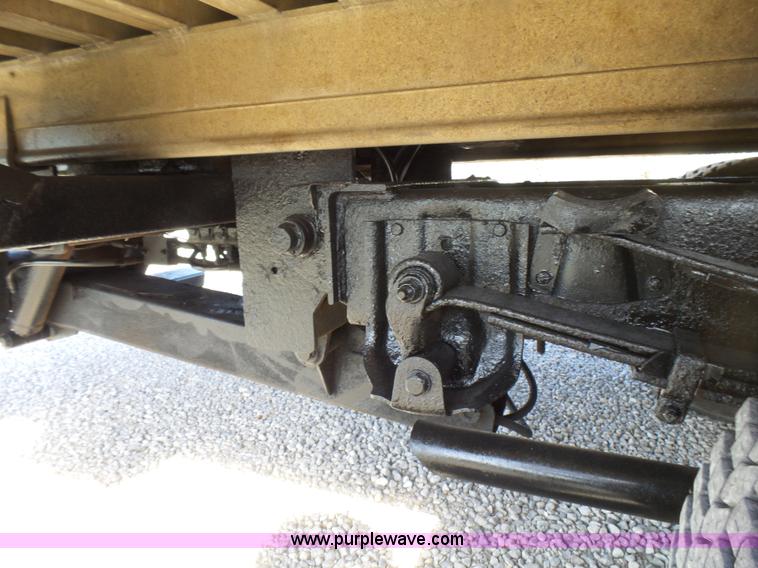 image for item L5474 1998 Chevrolet 3500HD rollback truck