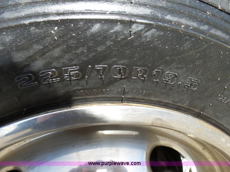 image for item L5474 1998 Chevrolet 3500HD rollback truck