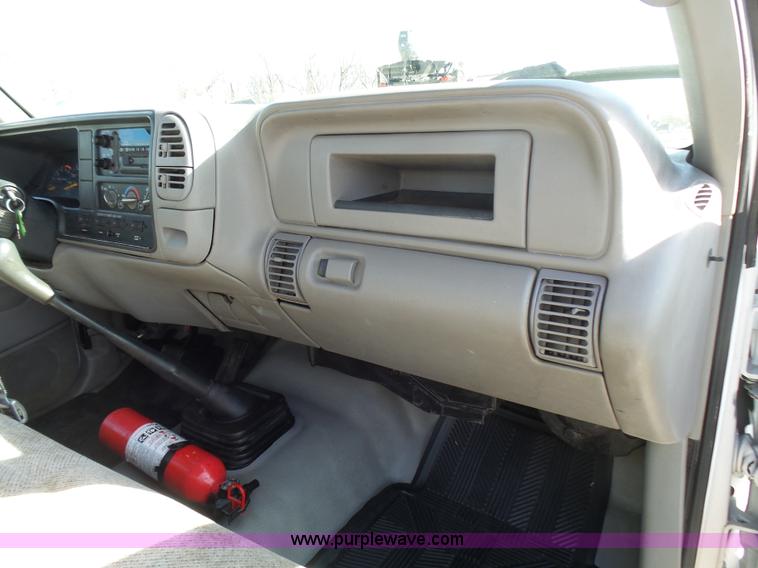 image for item L5474 1998 Chevrolet 3500HD rollback truck