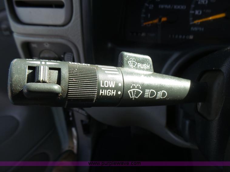 image for item L5474 1998 Chevrolet 3500HD rollback truck