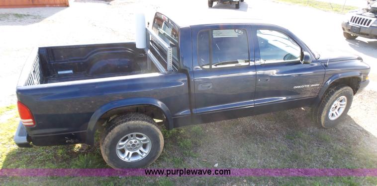 image for item L5485 2002 Dodge Dakota Sport Quad Cab pickup truck