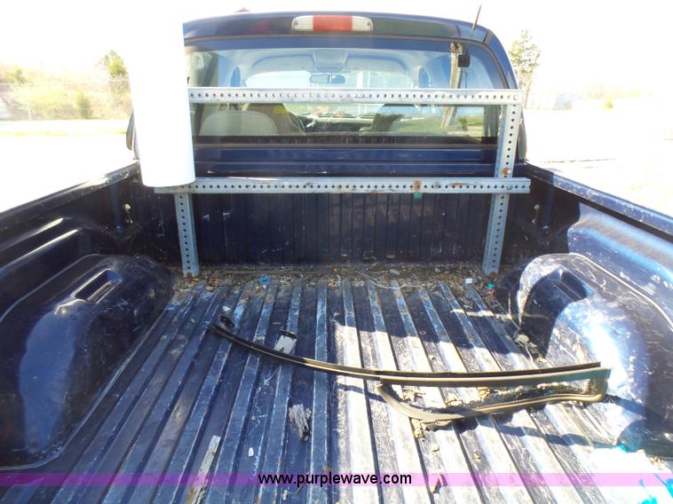 image for item L5485 2002 Dodge Dakota Sport Quad Cab pickup truck