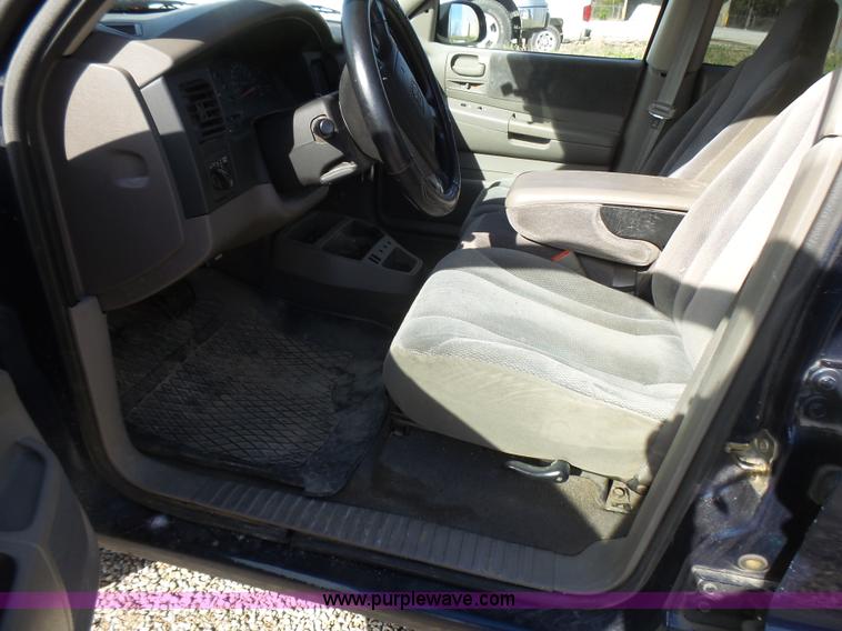 image for item L5485 2002 Dodge Dakota Sport Quad Cab pickup truck