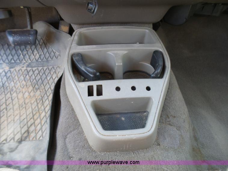 image for item L5485 2002 Dodge Dakota Sport Quad Cab pickup truck