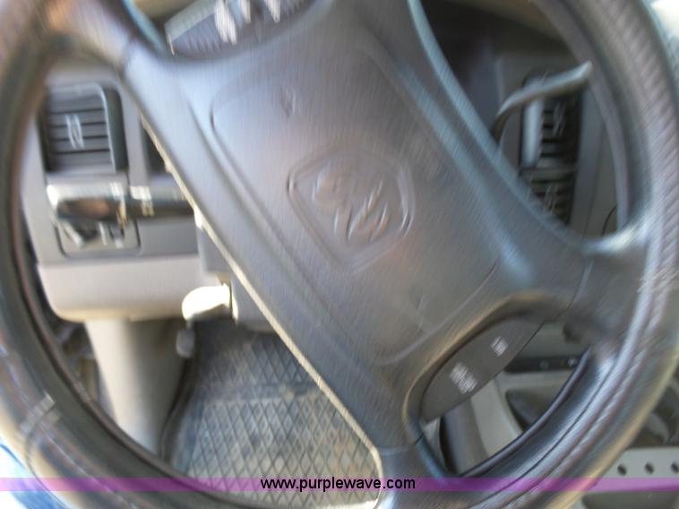 image for item L5485 2002 Dodge Dakota Sport Quad Cab pickup truck