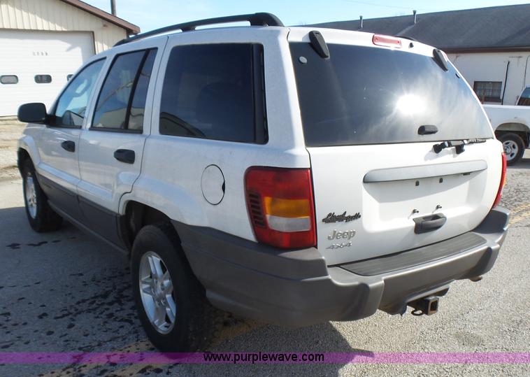 image for item L5486 2004 Jeep Grand Cherokee Laredo SUV
