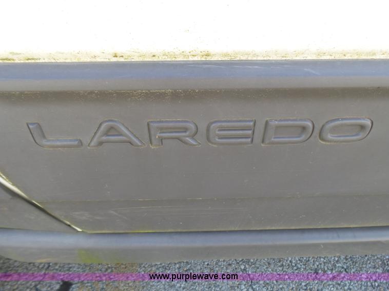 image for item L5486 2004 Jeep Grand Cherokee Laredo SUV