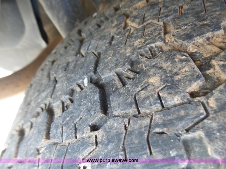 image for item L5486 2004 Jeep Grand Cherokee Laredo SUV