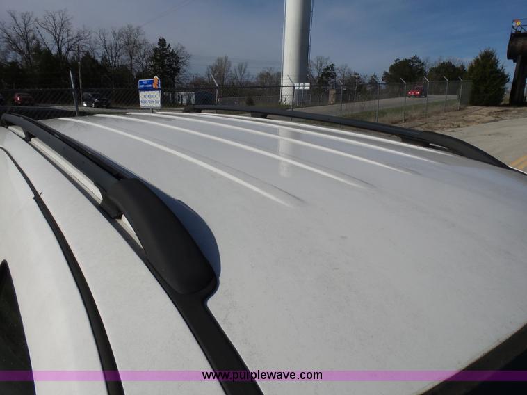 image for item L5486 2004 Jeep Grand Cherokee Laredo SUV