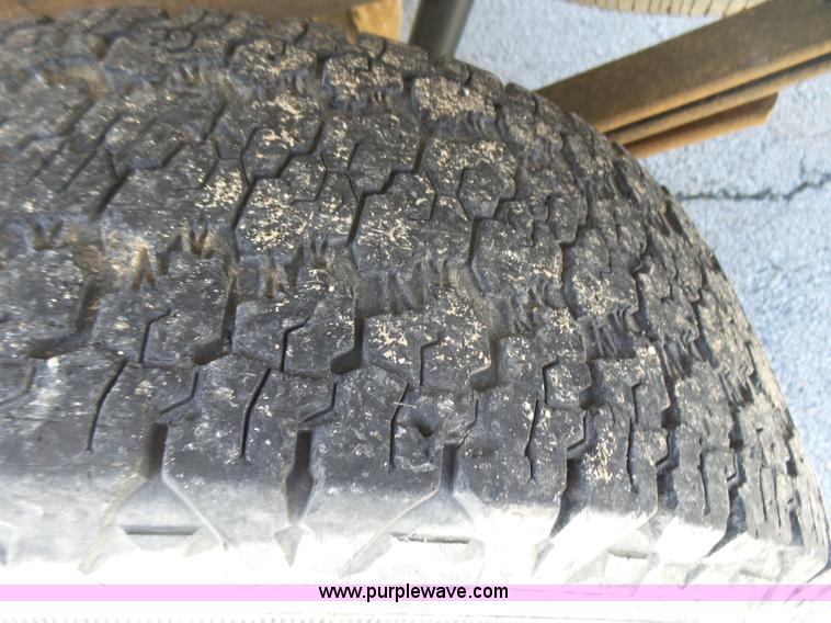 image for item L5487 2003 Chevrolet Silverado 1500 Ext. Cab pickup truck