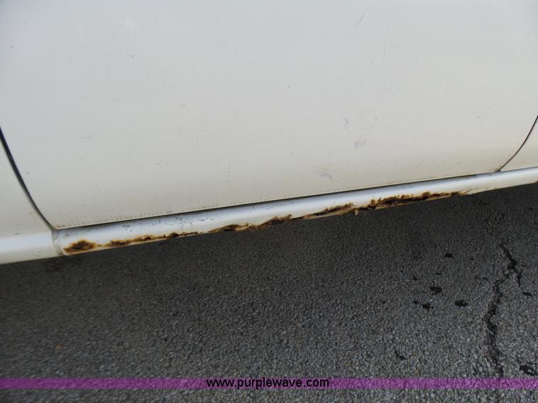 image for item L5487 2003 Chevrolet Silverado 1500 Ext. Cab pickup truck