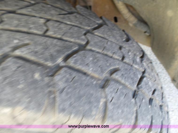 image for item L5488 2003 Chevrolet Silverado 1500 Ext. Cab pickup truck