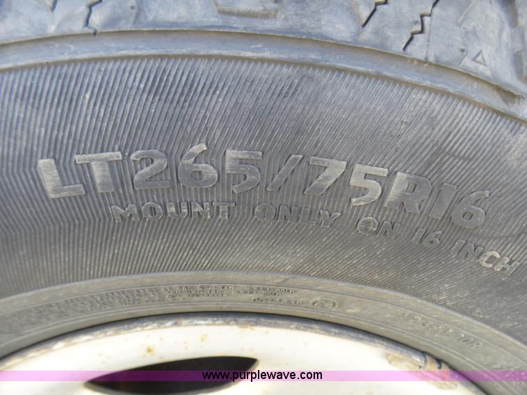 image for item L5488 2003 Chevrolet Silverado 1500 Ext. Cab pickup truck