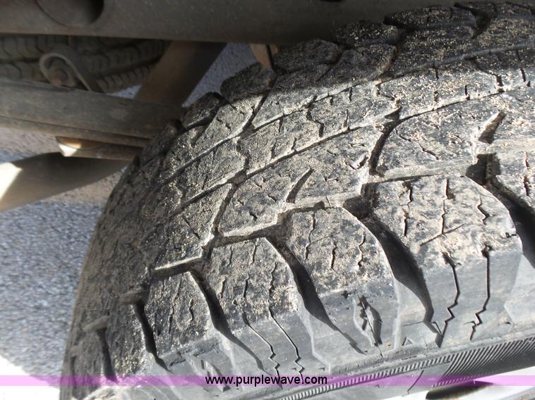 image for item L5488 2003 Chevrolet Silverado 1500 Ext. Cab pickup truck