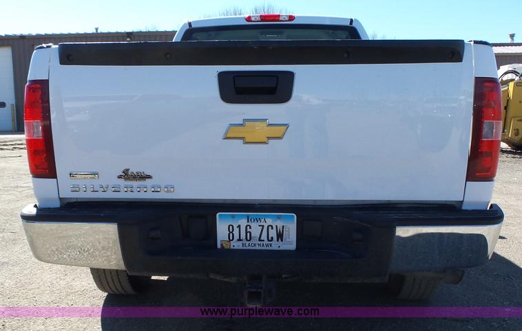 image for item L5603 2012 Chevrolet Silverado 1500 Ext. Cab pickup truck
