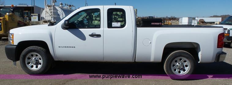image for item L5603 2012 Chevrolet Silverado 1500 Ext. Cab pickup truck