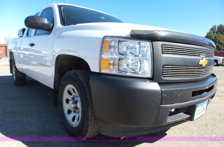 image for item L5603 2012 Chevrolet Silverado 1500 Ext. Cab pickup truck