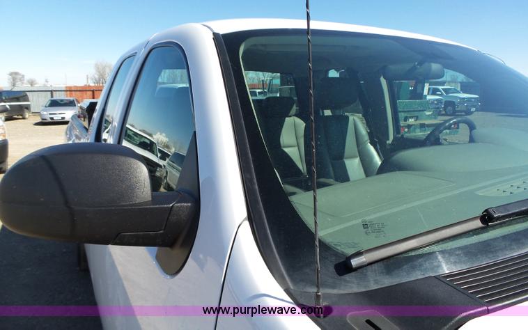 image for item L5603 2012 Chevrolet Silverado 1500 Ext. Cab pickup truck