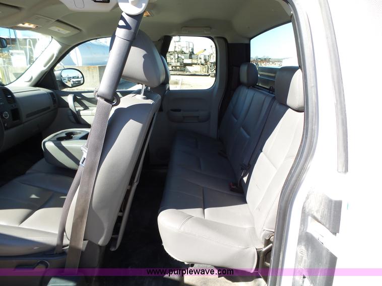 image for item L5603 2012 Chevrolet Silverado 1500 Ext. Cab pickup truck