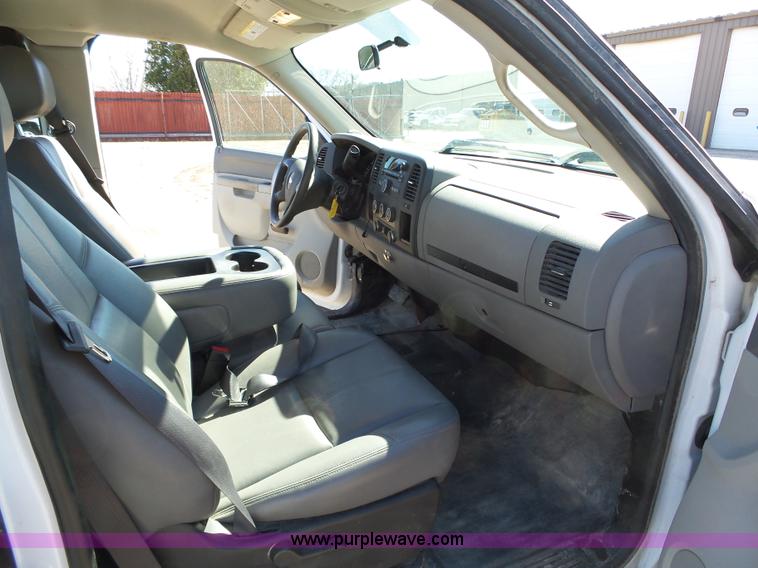 image for item L5603 2012 Chevrolet Silverado 1500 Ext. Cab pickup truck