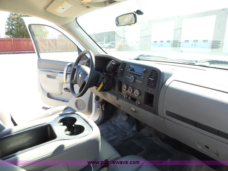 image for item L5603 2012 Chevrolet Silverado 1500 Ext. Cab pickup truck