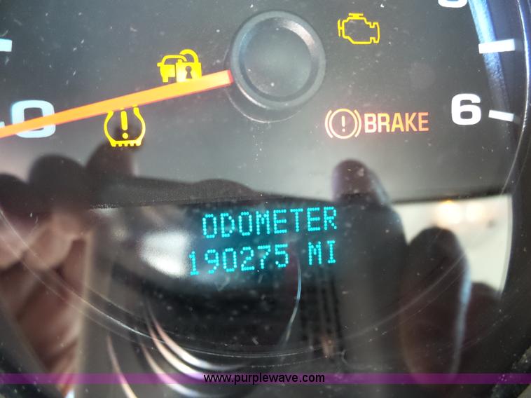 image for item L5604 2009 Chevrolet Silverado 2500HD Ext. Cab pickup truck