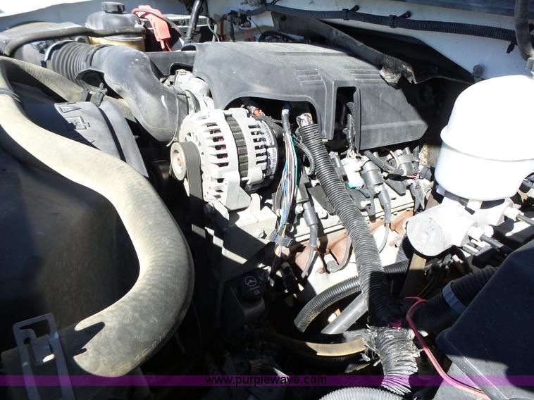 image for item L5604 2009 Chevrolet Silverado 2500HD Ext. Cab pickup truck