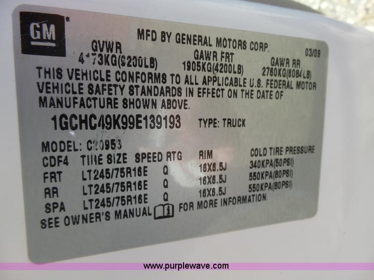 image for item L5604 2009 Chevrolet Silverado 2500HD Ext. Cab pickup truck