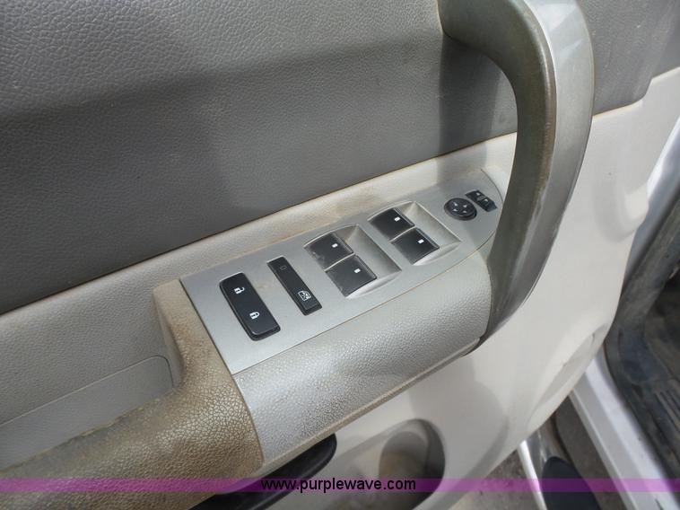 image for item L5605 2009 Chevrolet Silverado 2500HD Ext. Cab pickup truck