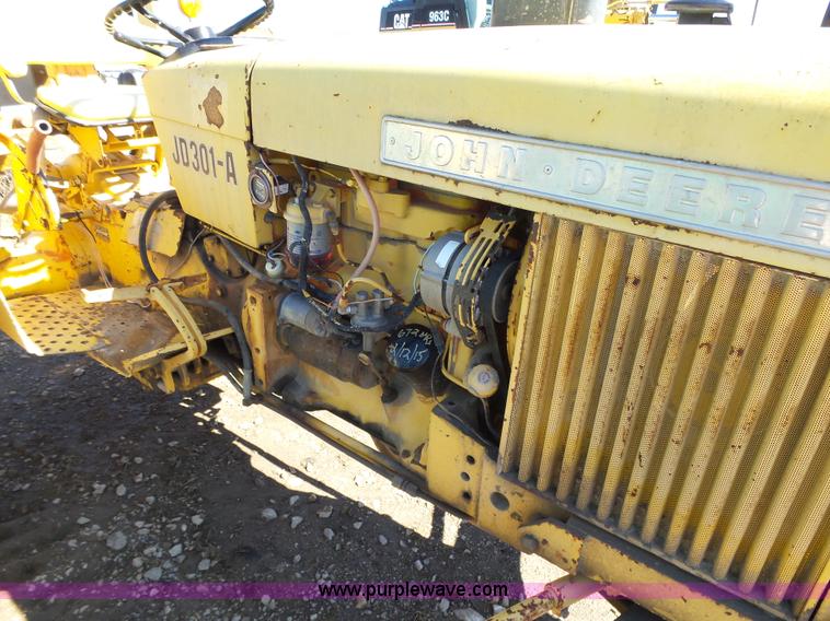 image for item L5608 John Deere 301A tractor