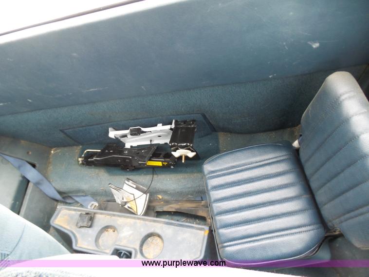 image for item L5763 1994 Chevrolet S10 Ext. Cab pickup truck