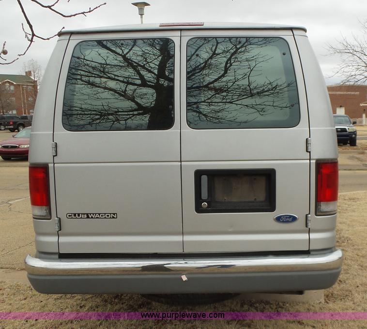 image for item L5764 1997 Ford Club Wagon E350 Super van