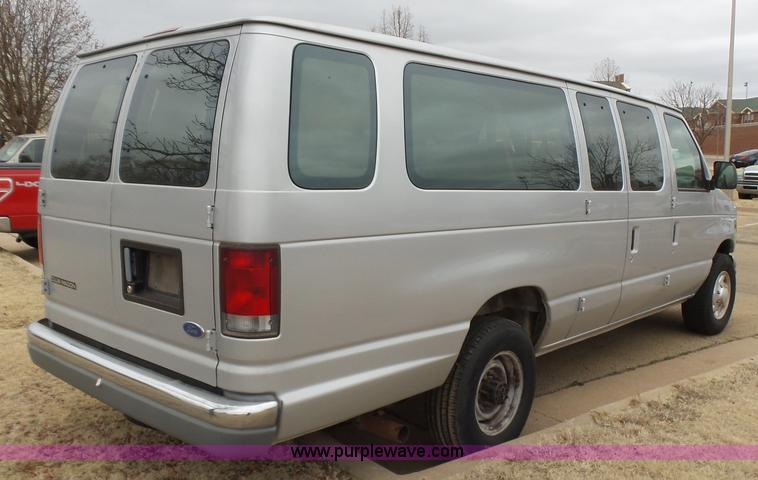 image for item L5764 1997 Ford Club Wagon E350 Super van