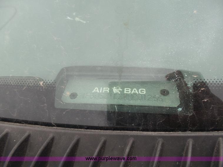 image for item L5764 1997 Ford Club Wagon E350 Super van