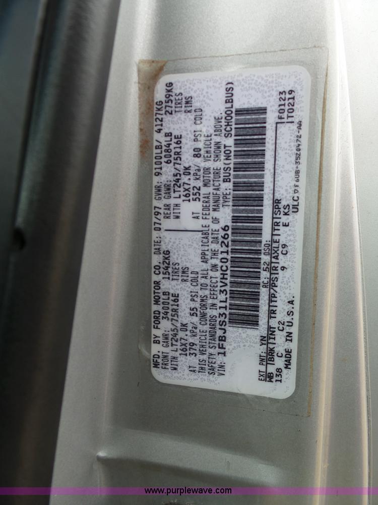 image for item L5764 1997 Ford Club Wagon E350 Super van